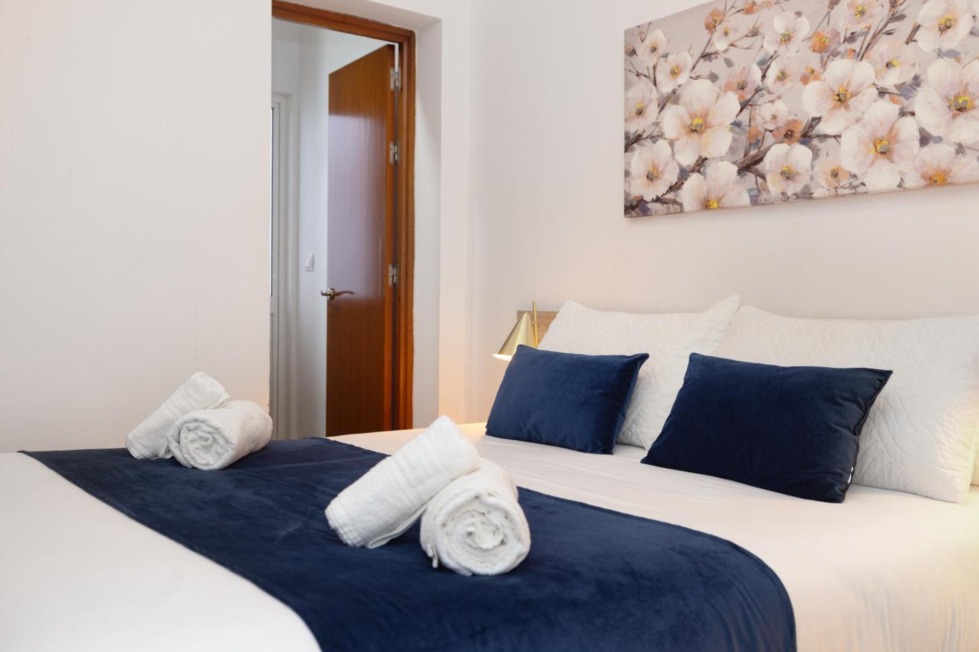 Apartamentos Trianasol Seville Exterior photo